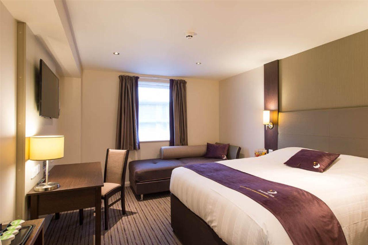 Premier Inn Newcastle City Centre Millennium Bridge Eksteriør billede