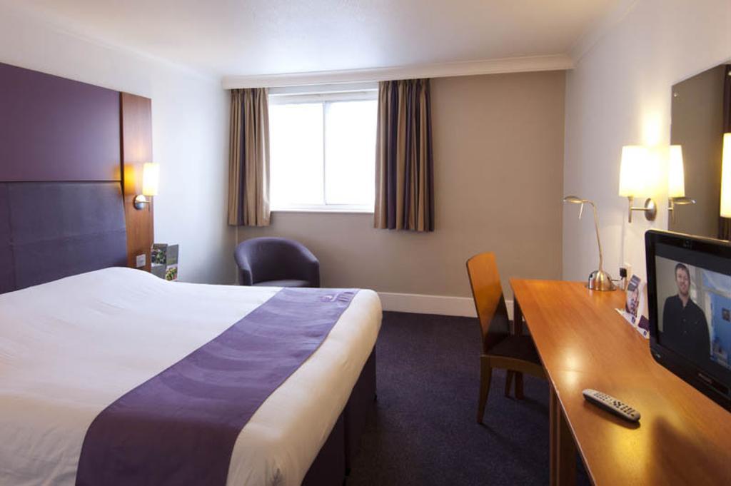 Premier Inn Newcastle City Centre Millennium Bridge Eksteriør billede